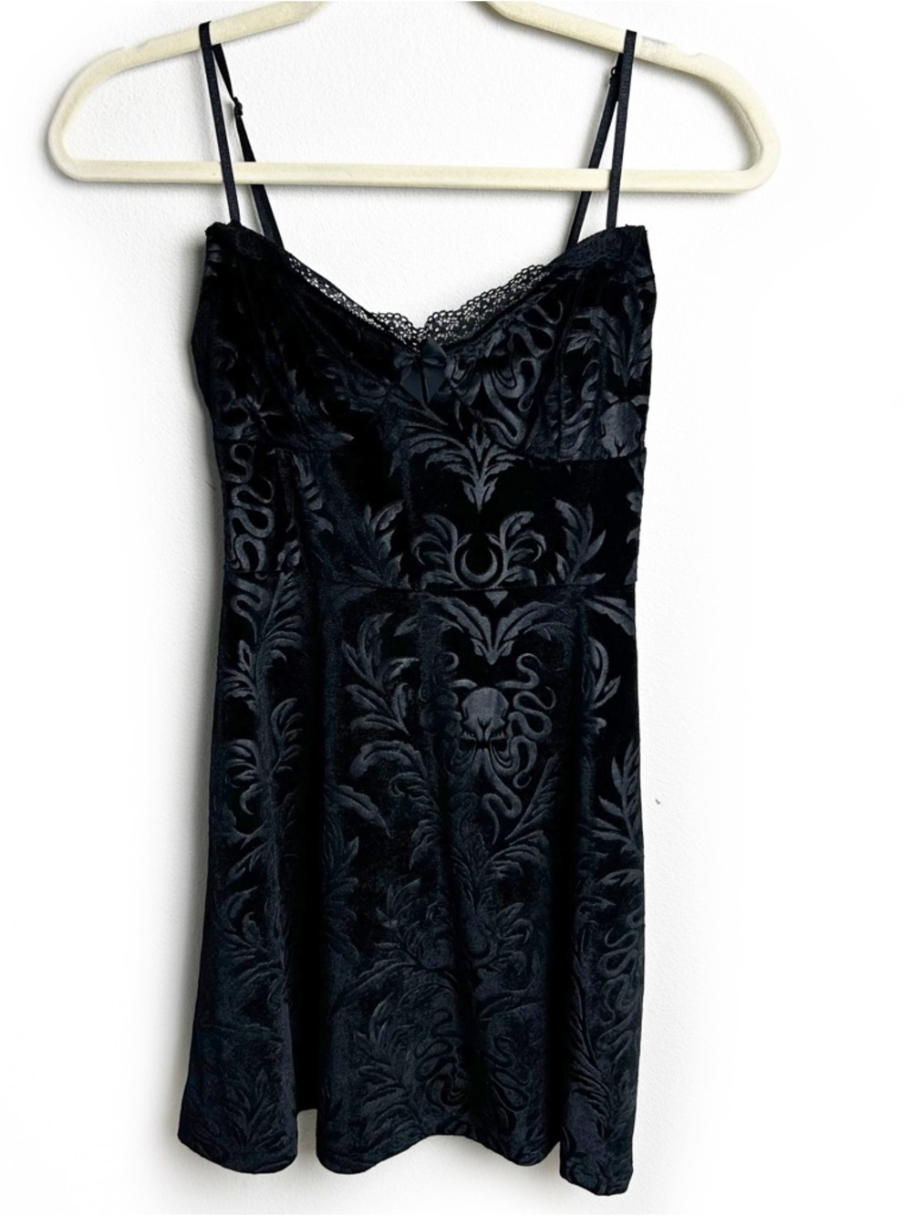 Gothic lace-up back velvet embossed mini Y2K skater dress size: S